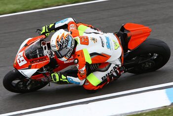 Donington (1).jpg - PSí Hubík 